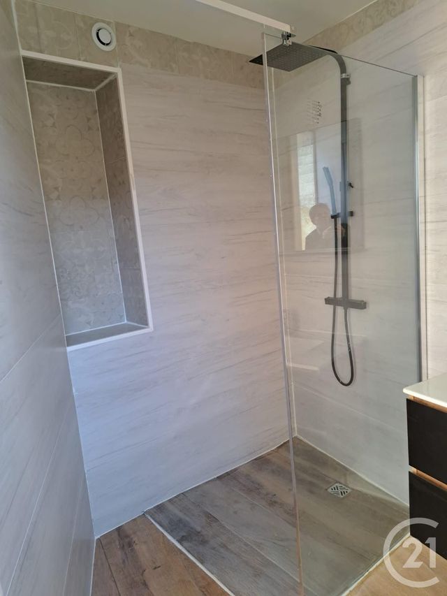 Maison &agrave; louer - 5 pi&egrave;ces - 113,14 m2 - Bonneval - 28 - CENTRE