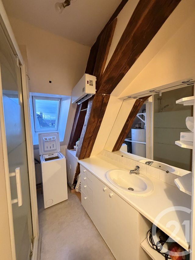 Appartement Duplex &agrave; louer - 3 pi&egrave;ces - 52,70 m2 - Bonneval - 28 - CENTRE