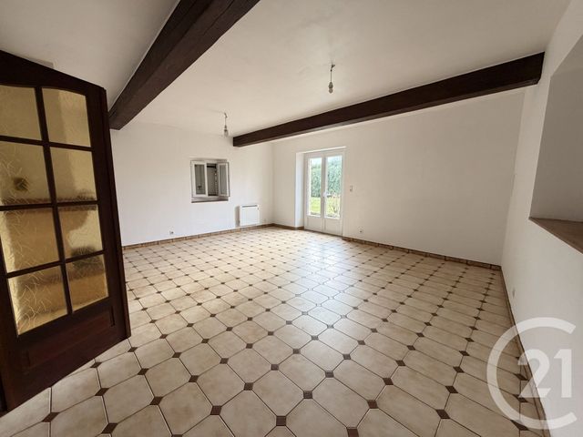 Maison &agrave; louer - 3 pi&egrave;ces - 90,50 m2 - Sancheville - 28 - CENTRE