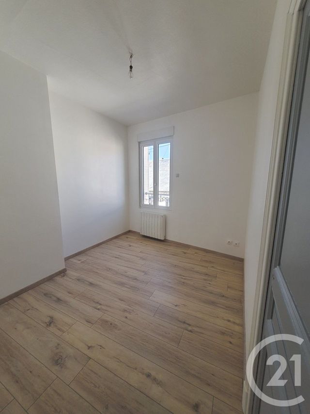 Maison &agrave; louer - 4 pi&egrave;ces - 92 m2 - Brou - 28 - CENTRE