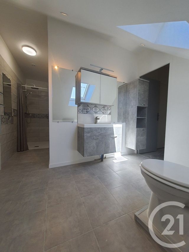 Maison &agrave; louer - 4 pi&egrave;ces - 92 m2 - Brou - 28 - CENTRE