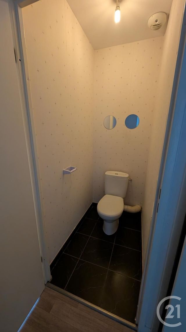 Maison &agrave; louer - 5 pi&egrave;ces - 99,39 m2 - Beauce La Romaine - 41 - CENTRE