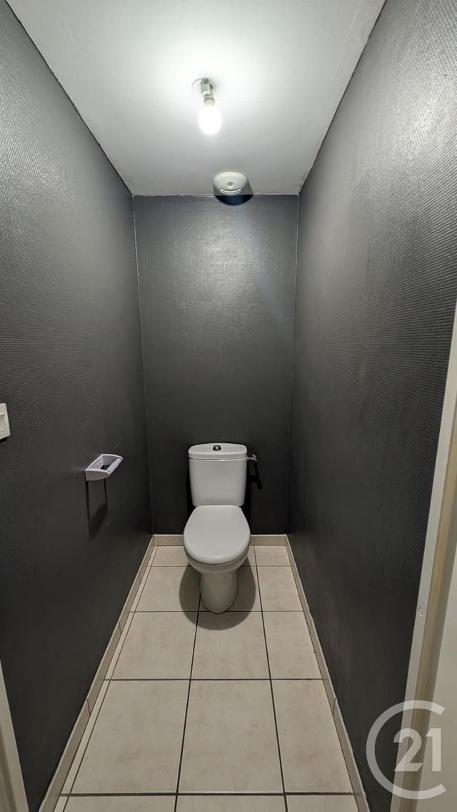 Maison &agrave; louer - 5 pi&egrave;ces - 99,39 m2 - Beauce La Romaine - 41 - CENTRE