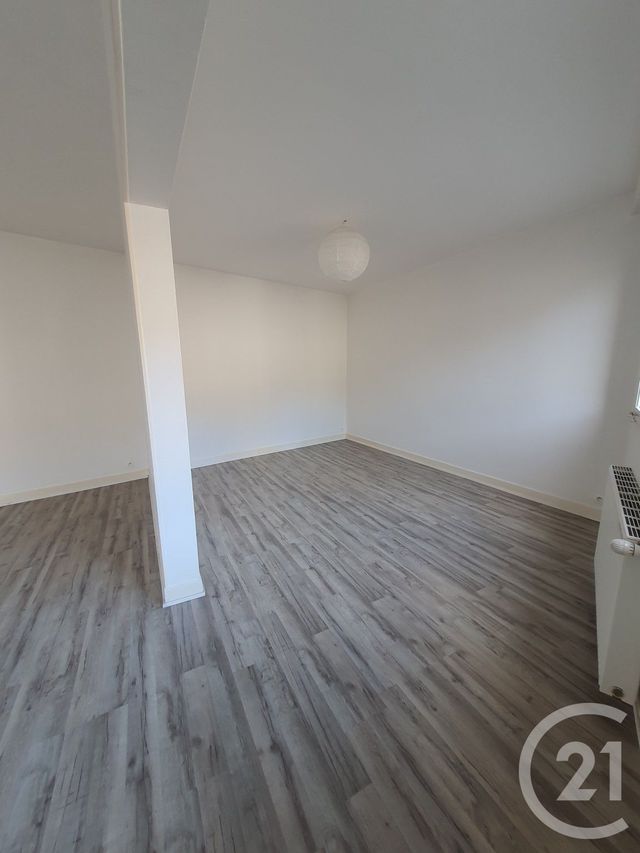 Appartement F2 &agrave; vendre - 2 pi&egrave;ces - 65,08 m2 - Chateaudun - 28 - CENTRE