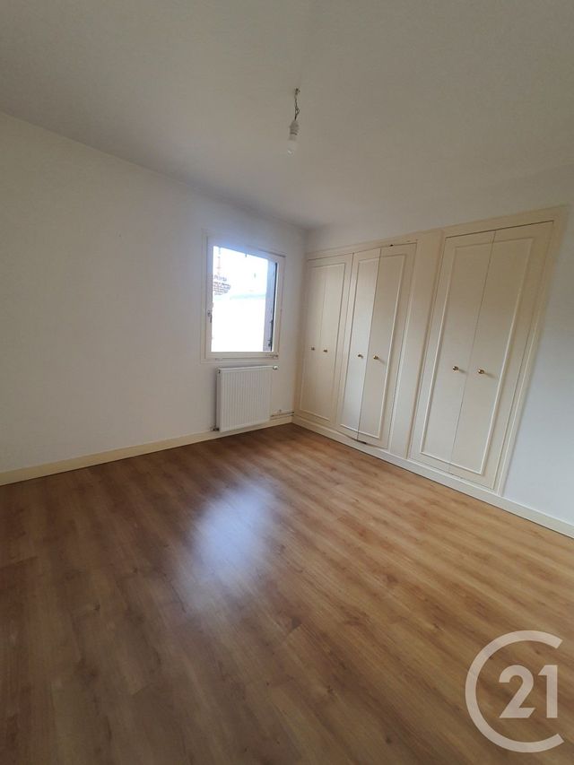 Appartement F3 &agrave; vendre - 2 pi&egrave;ces - 65,08 m2 - Chateaudun - 28 - CENTRE