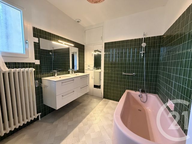 Maison &agrave; louer - 10 pi&egrave;ces - 189,85 m2 - Pre St Martin - 28 - CENTRE