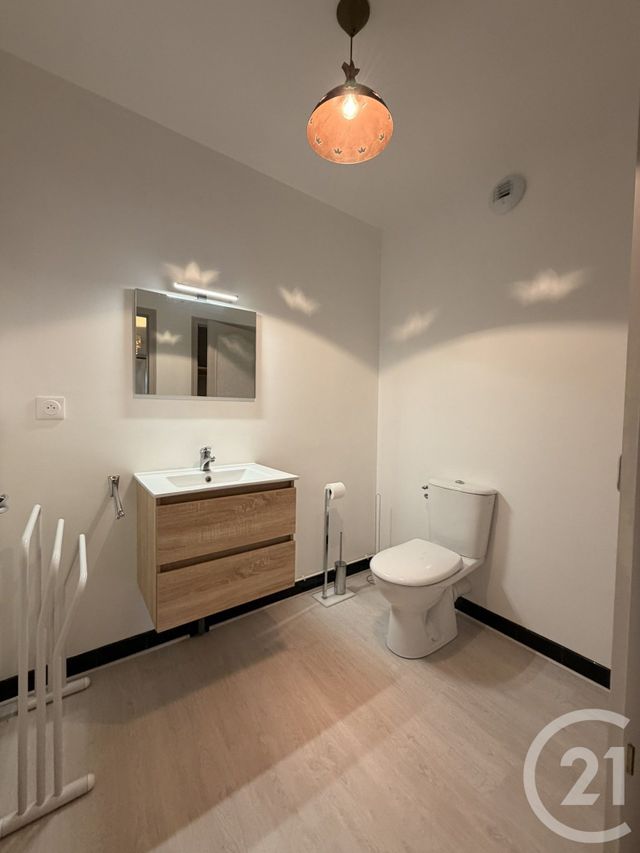 Maison &agrave; louer - 10 pi&egrave;ces - 189,85 m2 - Pre St Martin - 28 - CENTRE