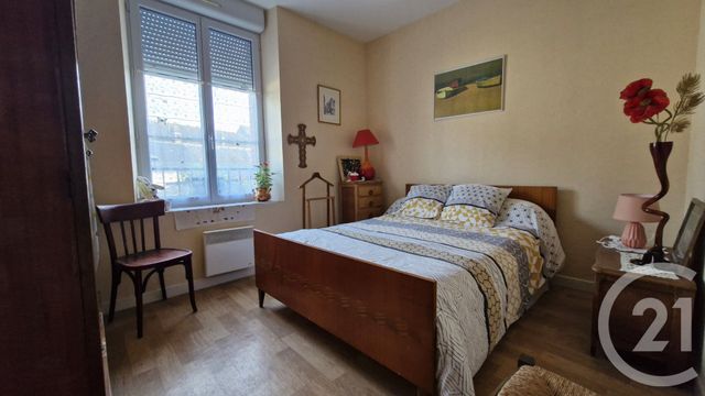 Appartement F4 &agrave; louer - 4 pi&egrave;ces - 79,16 m2 - Chateaudun - 28 - CENTRE