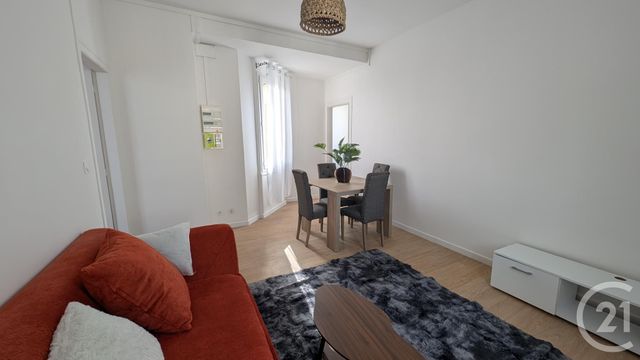 Appartement F3 &agrave; louer - 3 pi&egrave;ces - 50,22 m2 - Chateaudun - 28 - CENTRE