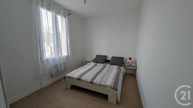 Appartement F3 &agrave; louer - 3 pi&egrave;ces - 50,22 m2 - Chateaudun - 28 - CENTRE