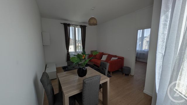 Appartement F3 &agrave; louer - 3 pi&egrave;ces - 50,22 m2 - Chateaudun - 28 - CENTRE