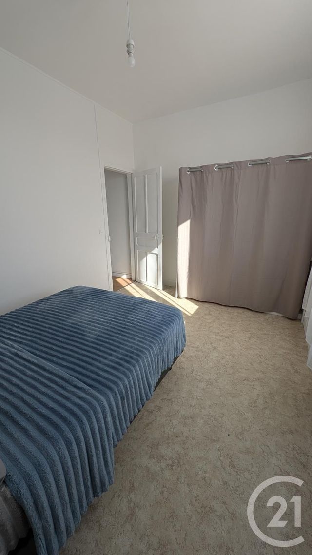 Appartement F3 &agrave; louer - 3 pi&egrave;ces - 52,41 m2 - Chateaudun - 28 - CENTRE