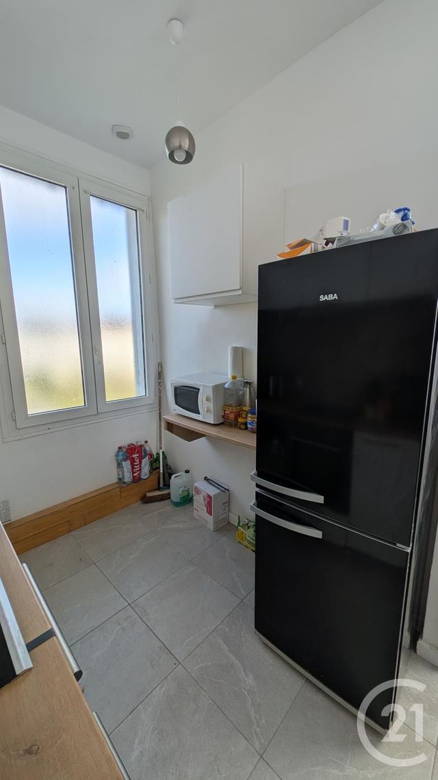 Appartement F3 &agrave; louer - 3 pi&egrave;ces - 52,41 m2 - Chateaudun - 28 - CENTRE