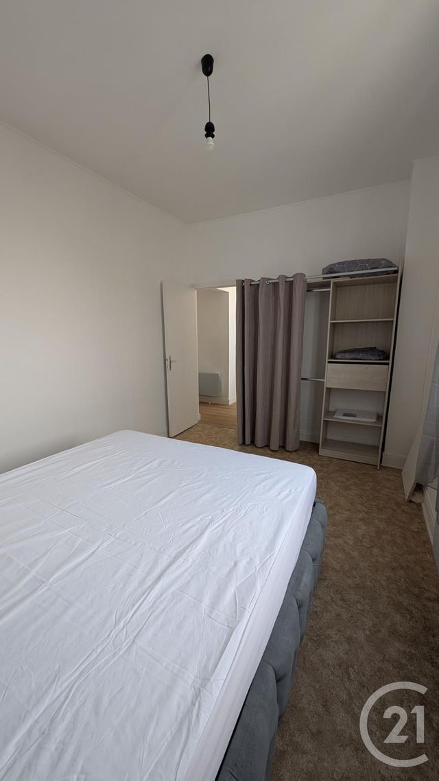 Appartement F3 &agrave; louer - 3 pi&egrave;ces - 52,46 m2 - Chateaudun - 28 - CENTRE