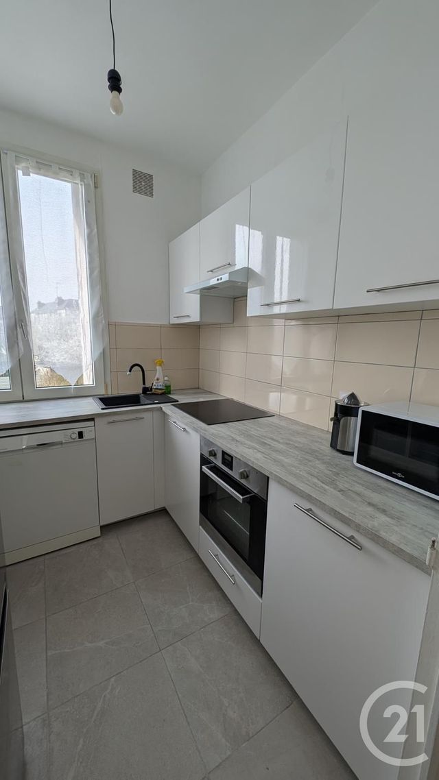 Appartement F3 &agrave; louer - 3 pi&egrave;ces - 52,46 m2 - Chateaudun - 28 - CENTRE