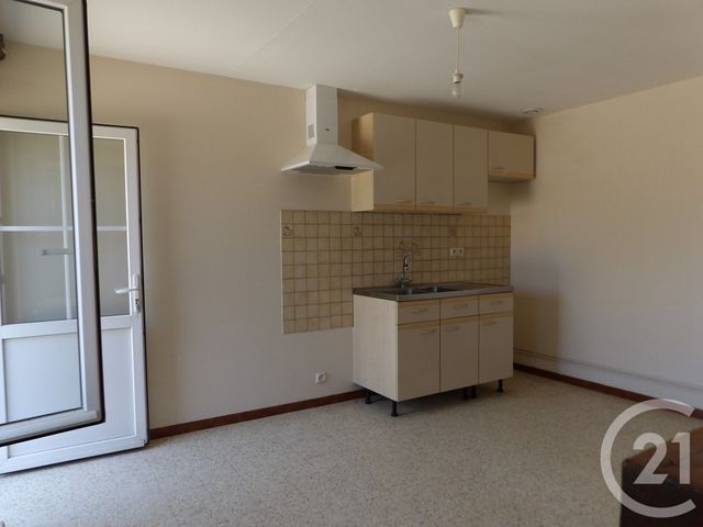 Maison &agrave; louer - 2 pi&egrave;ces - 31 m2 - Arrou - 28 - CENTRE