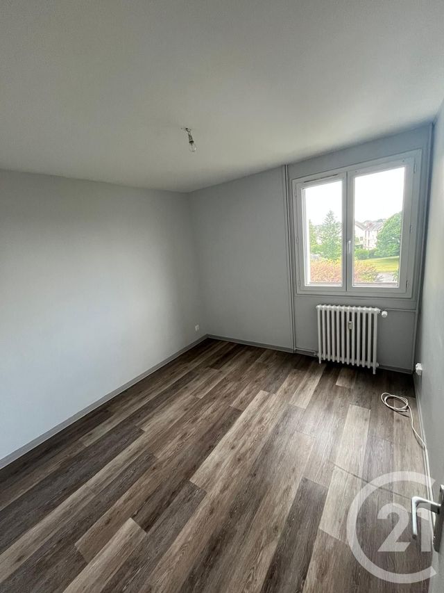 Appartement F3 &agrave; vendre - 3 pi&egrave;ces - 66,83 m2 - Chateaudun - 28 - CENTRE