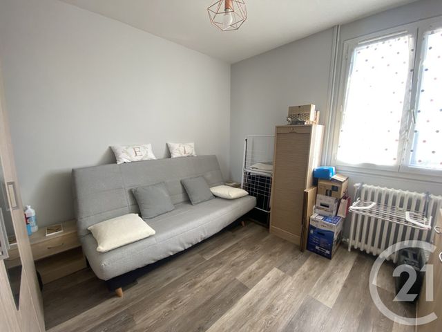 Appartement F3 &agrave; vendre - 3 pi&egrave;ces - 66,83 m2 - Chateaudun - 28 - CENTRE