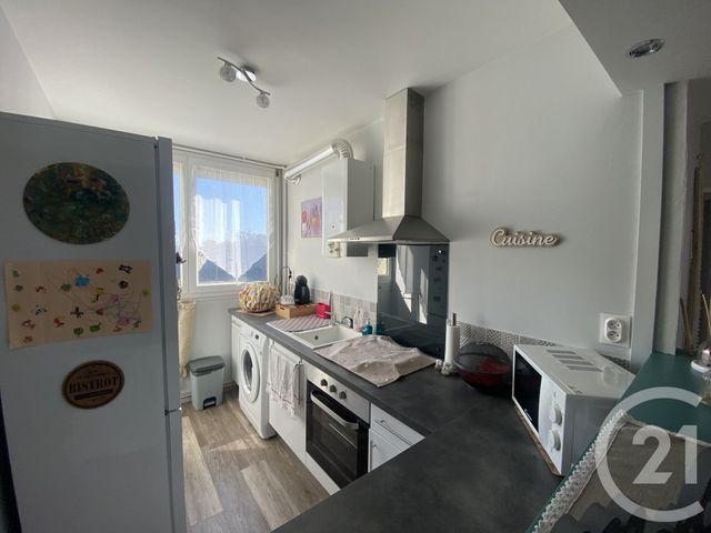 Appartement F3 &agrave; vendre - 3 pi&egrave;ces - 66,83 m2 - Chateaudun - 28 - CENTRE