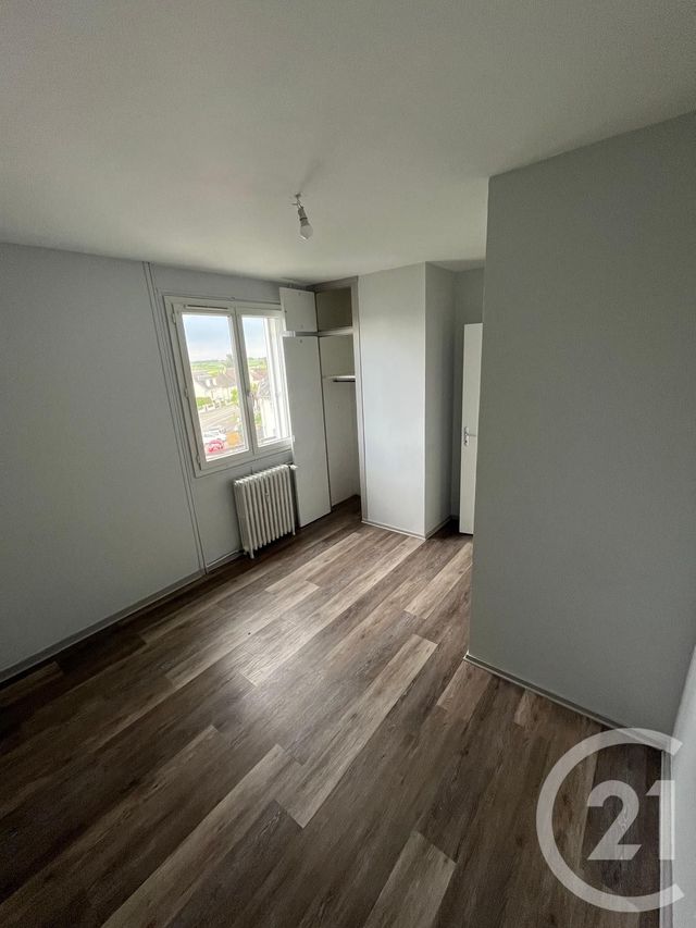 Appartement F3 &agrave; vendre - 3 pi&egrave;ces - 66,83 m2 - Chateaudun - 28 - CENTRE