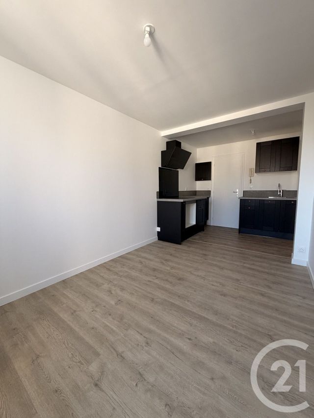 Appartement F2 &agrave; louer - 2 pi&egrave;ces - 30,10 m2 - Illiers Combray - 28 - CENTRE