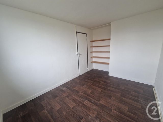 Appartement &agrave; louer - 3 pi&egrave;ces - 52,70 m2 - Chateaudun - 28 - CENTRE