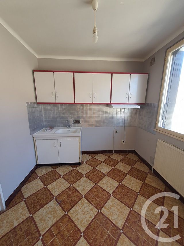 Appartement F2 &agrave; louer - 2 pi&egrave;ces - 32,36 m2 - Chateaudun - 28 - CENTRE