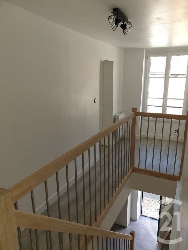 Maison &agrave; louer - 4 pi&egrave;ces - 85 m2 - Bonneval - 28 - CENTRE