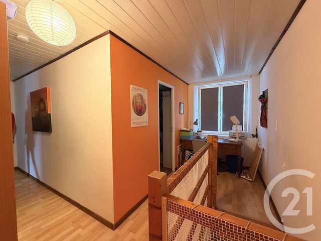 Maison &agrave; louer - 4 pi&egrave;ces - 116 m2 - Chateaudun - 28 - CENTRE