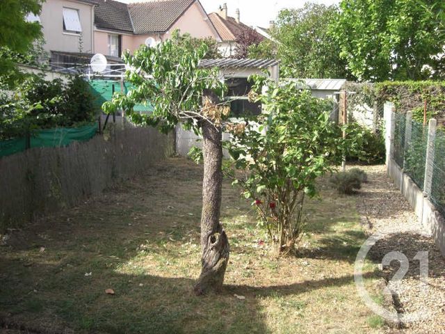 Maison &agrave; louer - 3 pi&egrave;ces - 54 m2 - Chateaudun - 28 - CENTRE