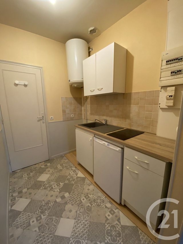 Appartement &agrave; louer - 2 pi&egrave;ces - 32,16 m2 - Chateaudun - 28 - CENTRE