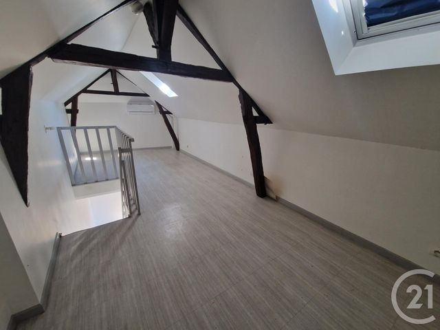 Appartement Studio &agrave; louer - 1 pi&egrave;ce - 17,44 m2 - Bonneval - 28 - CENTRE