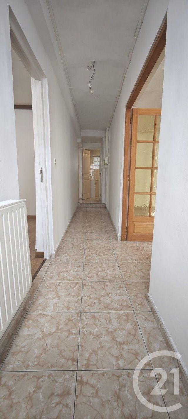 Appartement &agrave; vendre - 3 pi&egrave;ces - 95,42 m2 - Chateaudun - 28 - CENTRE