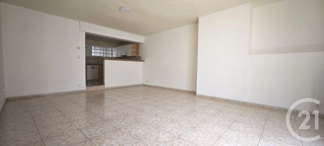 Appartement &agrave; vendre - 3 pi&egrave;ces - 95,42 m2 - Chateaudun - 28 - CENTRE