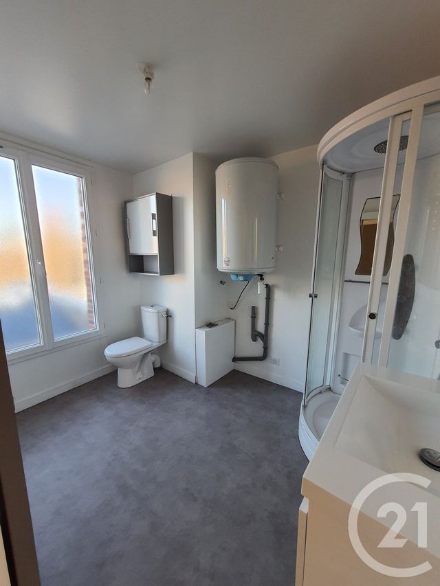 Appartement &agrave; louer - 2 pi&egrave;ces - 36 m2 - Bonneval - 28 - CENTRE