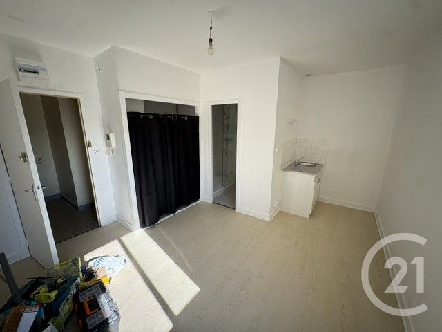 Appartement Studio &agrave; louer - 1 pi&egrave;ce - 16,60 m2 - Chateaudun - 28 - CENTRE