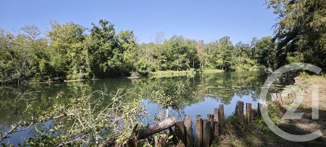 terrain - CHATEAUDUN - 28
