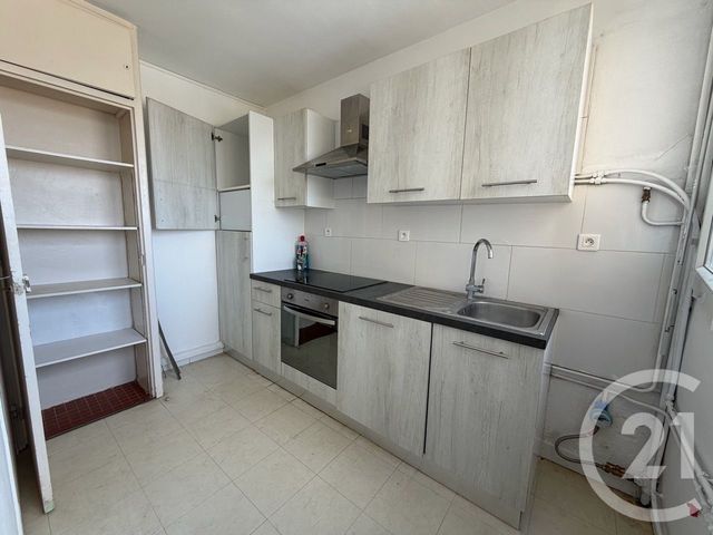 Appartement &agrave; vendre - 3 pi&egrave;ces - 70,55 m2 - Chateaudun - 28 - CENTRE