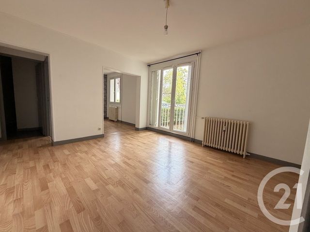 Appartement F4 &agrave; louer - 4 pi&egrave;ces - 51 m2 - Chateaudun - 28 - CENTRE