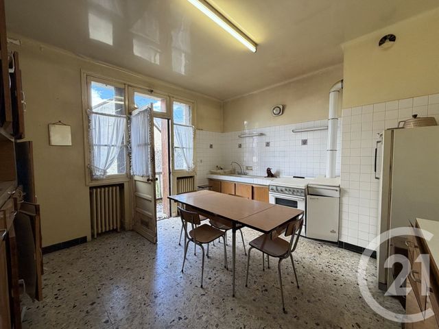 Maison &agrave; vendre - 7 pi&egrave;ces - 177,38 m2 - Chateaudun - 28 - CENTRE