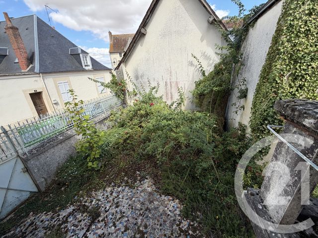 Maison &agrave; vendre - 7 pi&egrave;ces - 177,38 m2 - Chateaudun - 28 - CENTRE