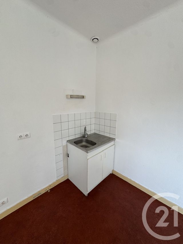 Appartement F2 &agrave; louer - 2 pi&egrave;ces - 30,38 m2 - Chateaudun - 28 - CENTRE