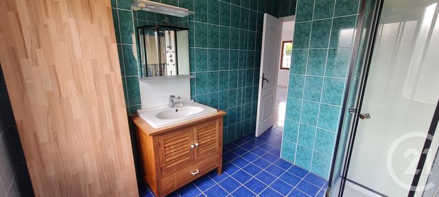 Maison &agrave; louer - 3 pi&egrave;ces - 71,50 m2 - Chateaudun - 28 - CENTRE