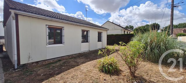 Maison &agrave; louer - 3 pi&egrave;ces - 71,50 m2 - Chateaudun - 28 - CENTRE
