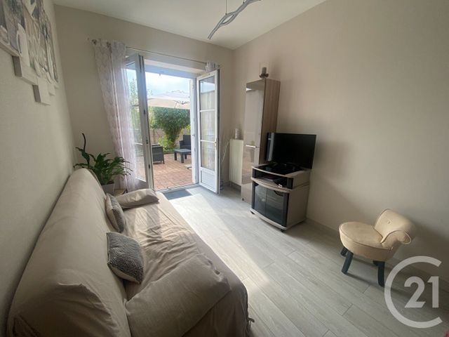 Appartement &agrave; louer - 3 pi&egrave;ces - 53,86 m2 - Chateaudun - 28 - CENTRE