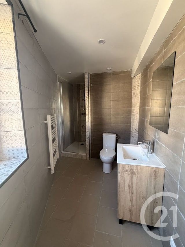 Appartement F2 &agrave; louer - 2 pi&egrave;ces - 61,16 m2 - Yevres - 28 - CENTRE