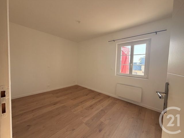 Appartement F3 &agrave; louer - 3 pi&egrave;ces - 60,77 m2 - Yevres - 28 - CENTRE