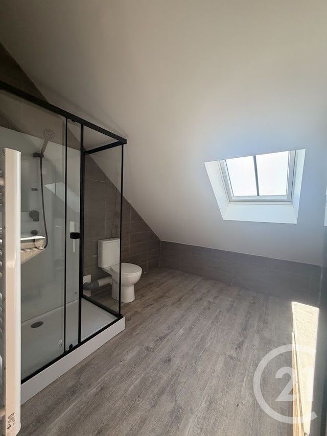 Appartement F2 &agrave; louer - 2 pi&egrave;ces - 28,42 m2 - Yevres - 28 - CENTRE
