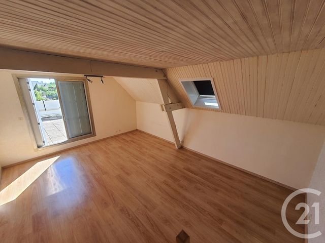Appartement &agrave; louer - 2 pi&egrave;ces - 50 m2 - Chateaudun - 28 - CENTRE