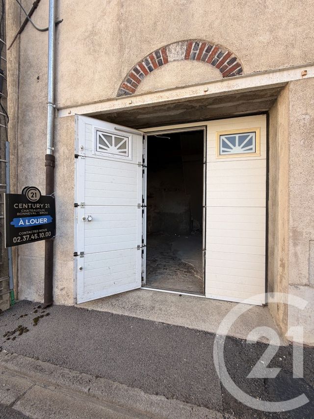 Parking &agrave; louer - 16 m2 - Bonneval - 28 - CENTRE